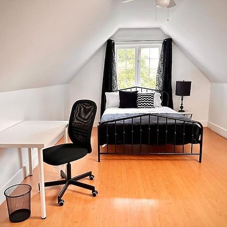Cottage Retreat On 11 Acres Flesherton Bagian luar foto