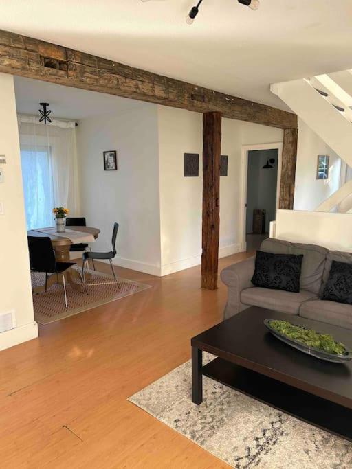 Cottage Retreat On 11 Acres Flesherton Bagian luar foto